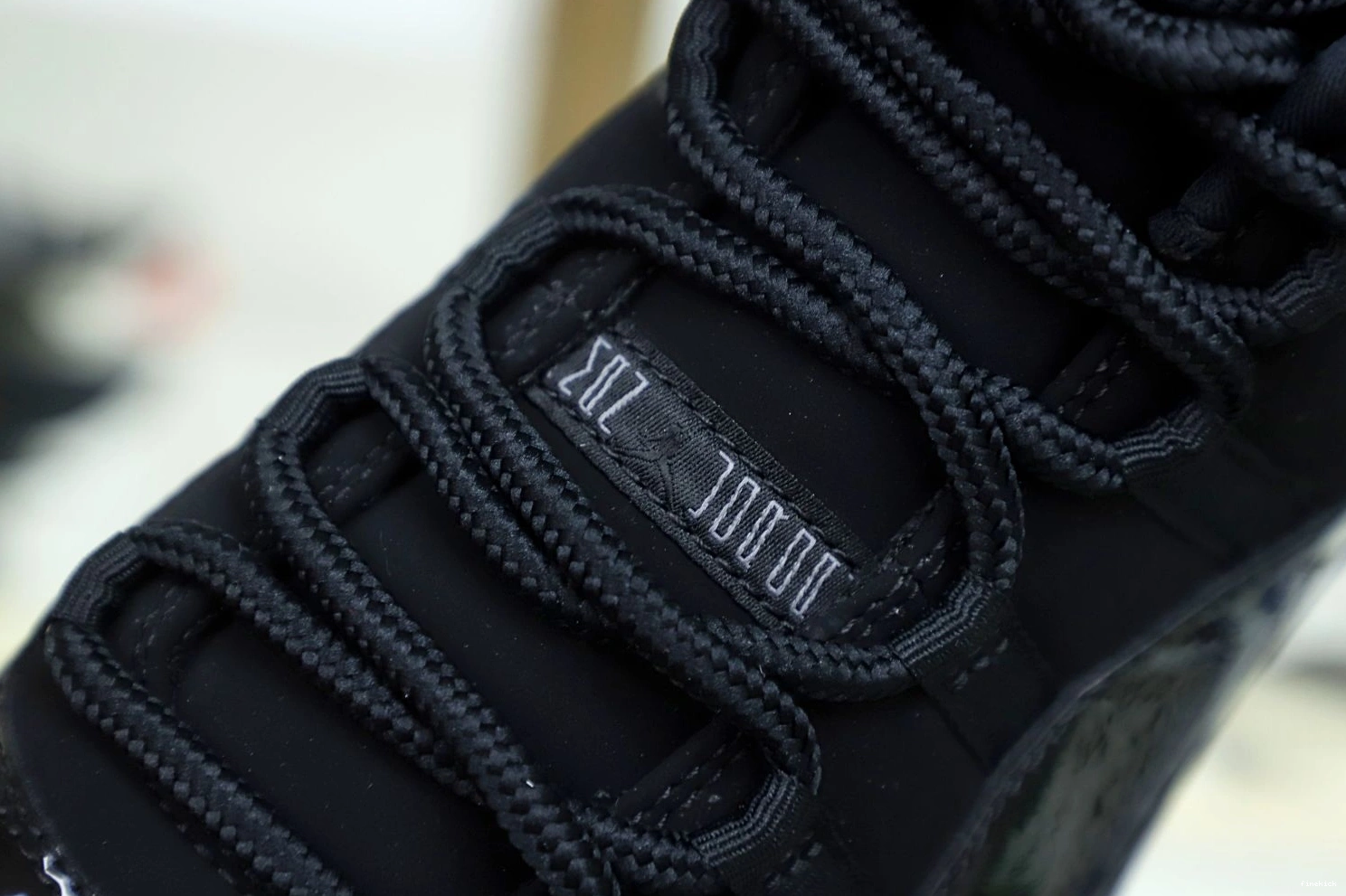 JORDAN 'CAP RETRO 11 AND GOWN' AIR 1022